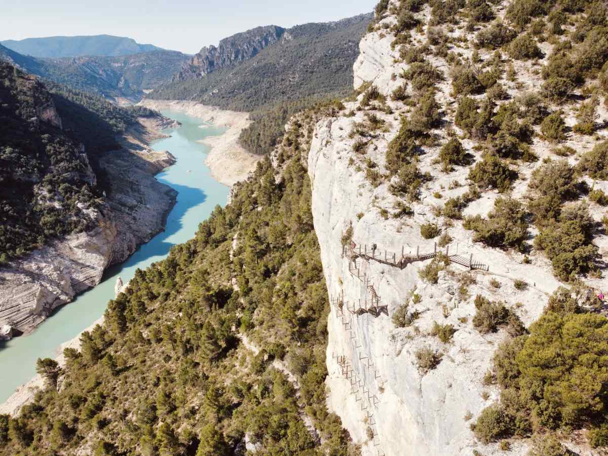 2 randonnées incontournables en Aragon : les Passerelles de Montfalco et la Muraille de&nbsp;Finestras